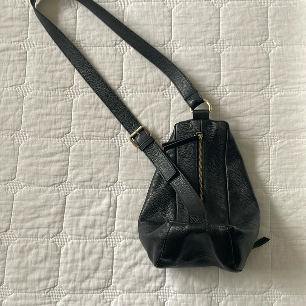 Vince Camuto brand. Black leather sling- like new!!!! NWOT